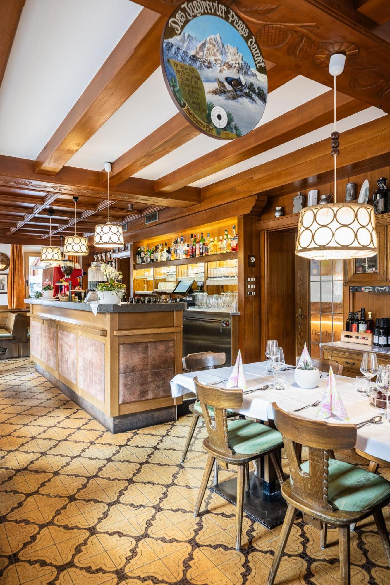 Gasthof Albergo Dolomiten 브라이에스 외부 사진