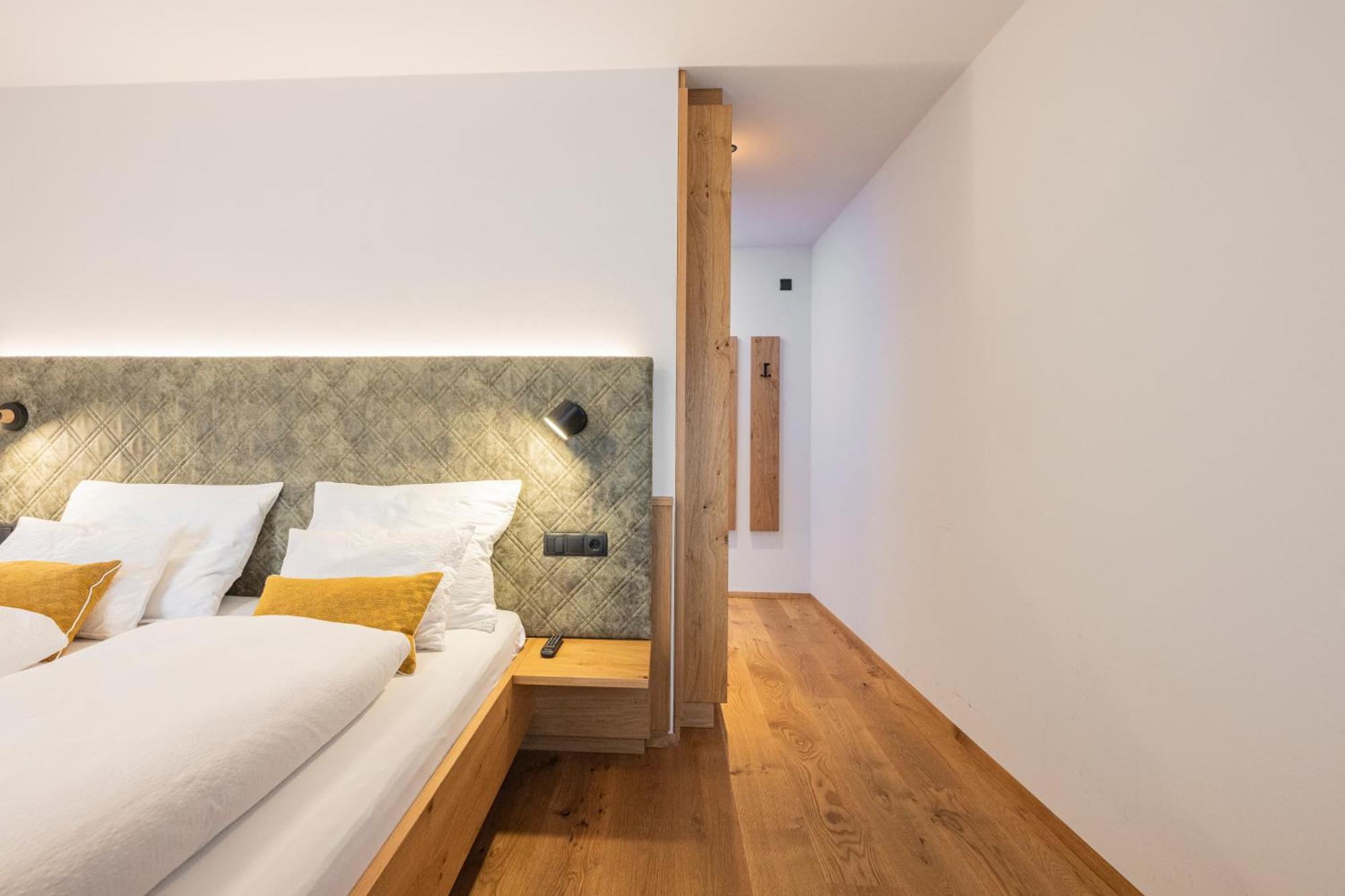 Gasthof Albergo Dolomiten 브라이에스 외부 사진