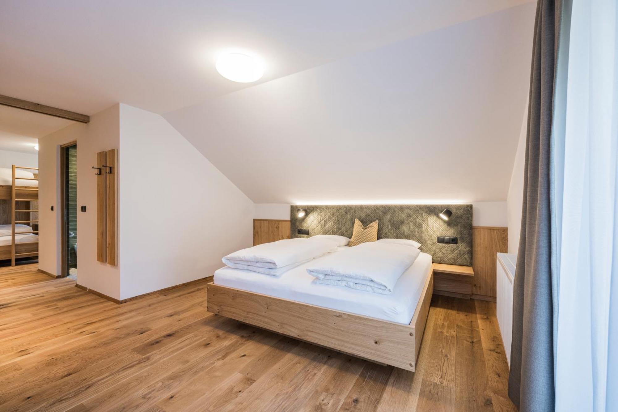 Gasthof Albergo Dolomiten 브라이에스 외부 사진